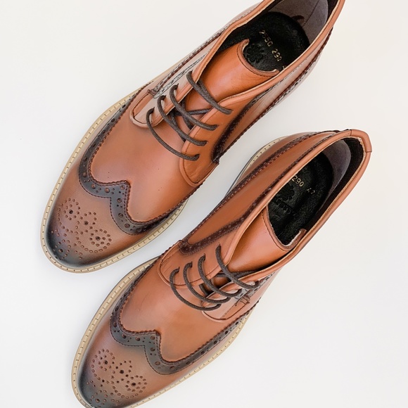 Tan Wingtip Derby Leather Half Boots - Picture 2 of 4